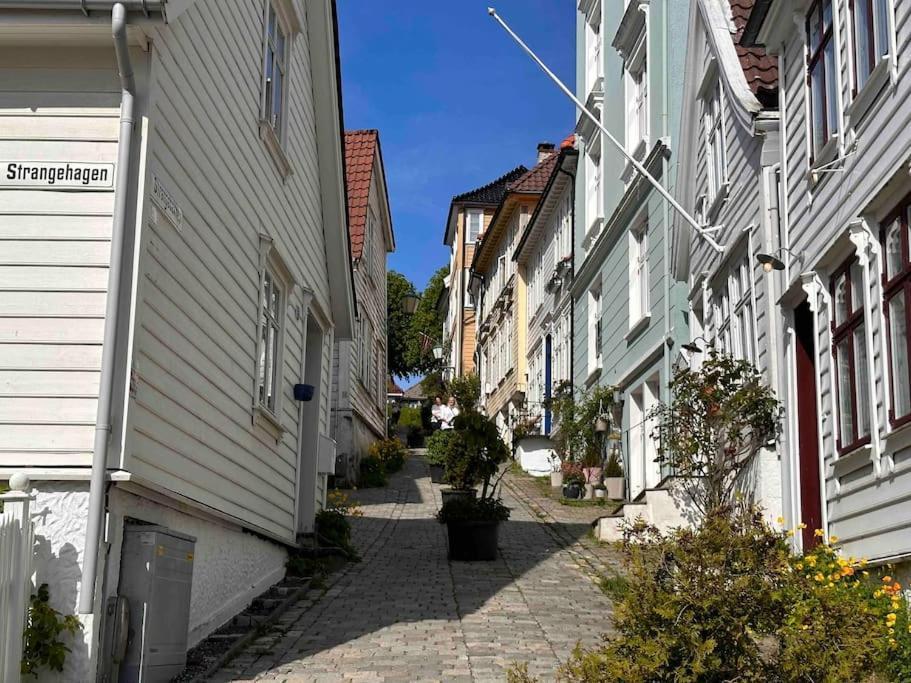 Koslig Leilighet I Bergens Smoroye Exterior foto